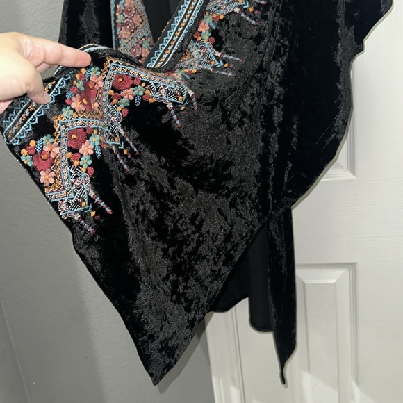 Andree By unit embroidered velour cardigan medium large - Picture 5 of 6